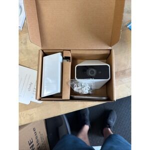 Xfinity Home Security Camera SCHC2AEW with Power Adapter SCHX4AEW White